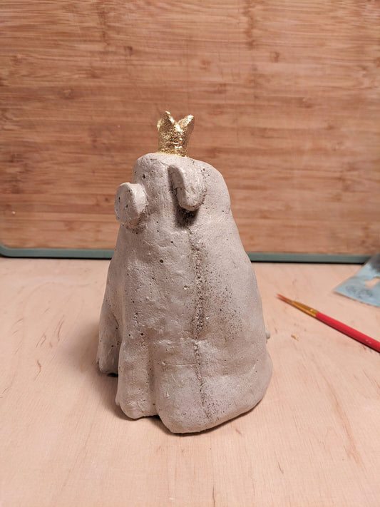 Deko-Schweineprinzessin in grau - handgefertigter Steinguss, Betonfigur, Design, Home, Accessoire